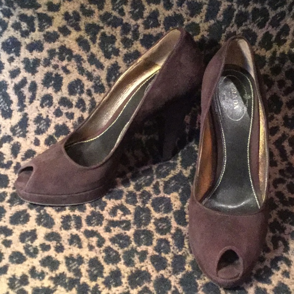 Prada chocolate brown suede pumps